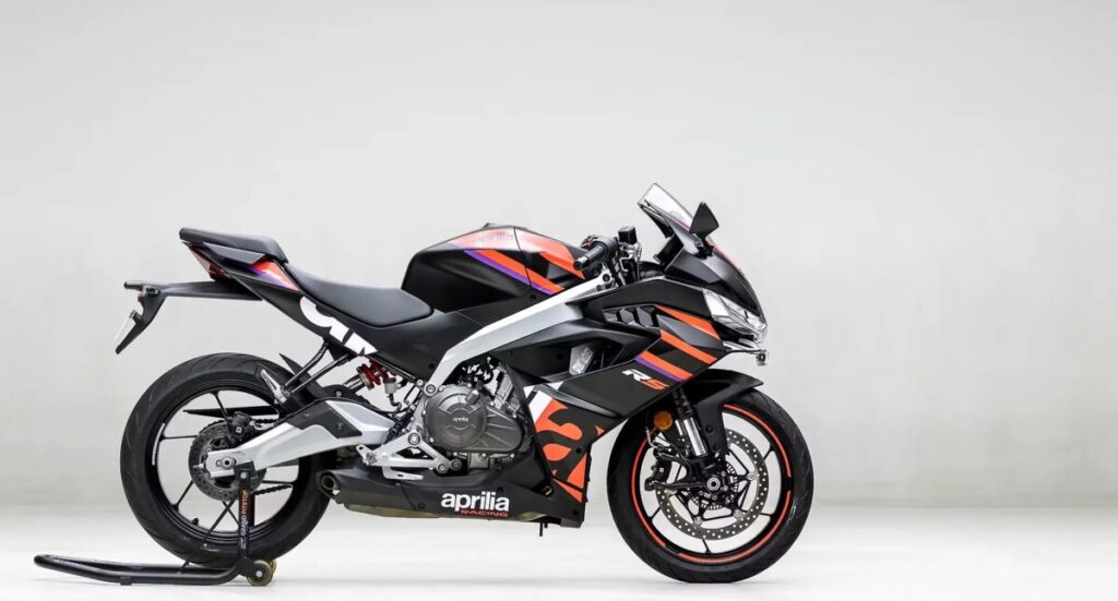 Aprilia RS 457 Review: Price, Specs, Mileage & Features – The Ultimate Sports Bike Guide